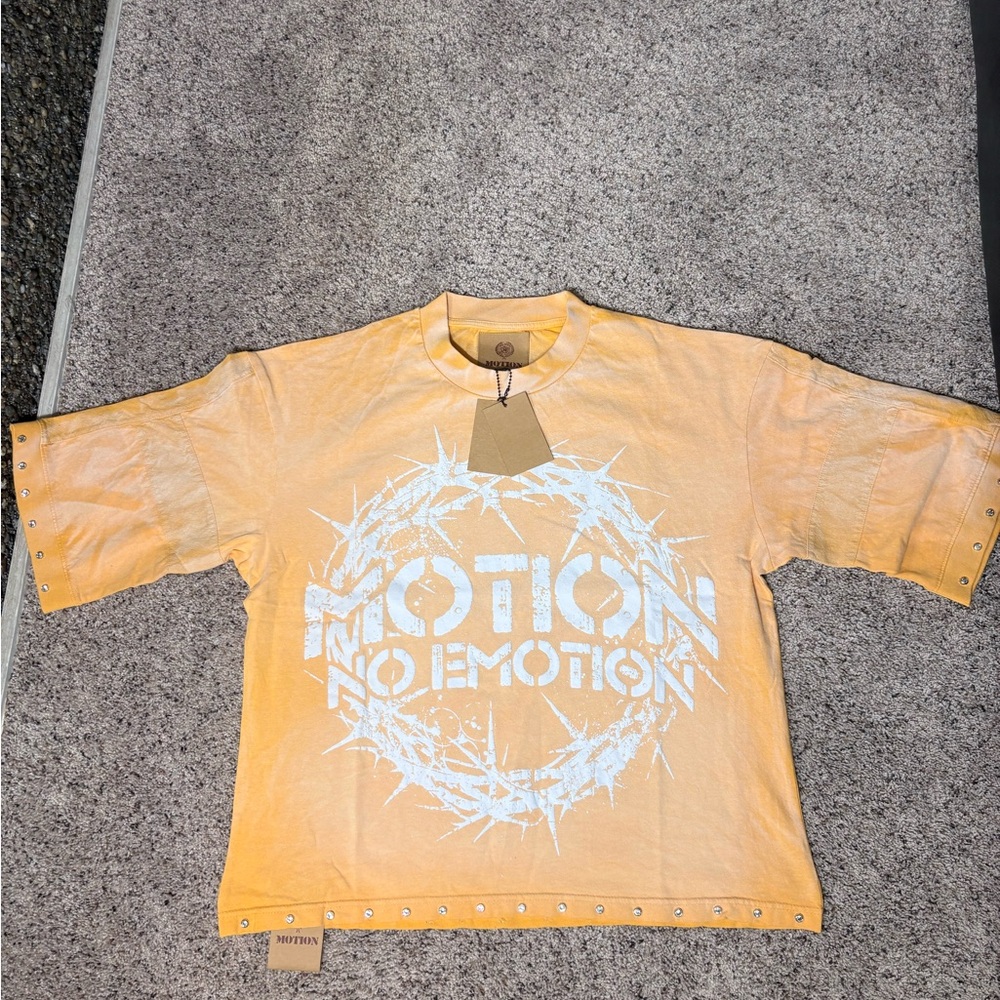 No Emotion Graphic Tee - Light Orange